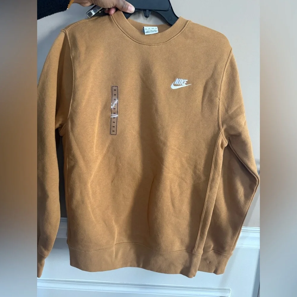 Nike Men’s Crewneck Sweatshirt in Caramel Brown with White Logo